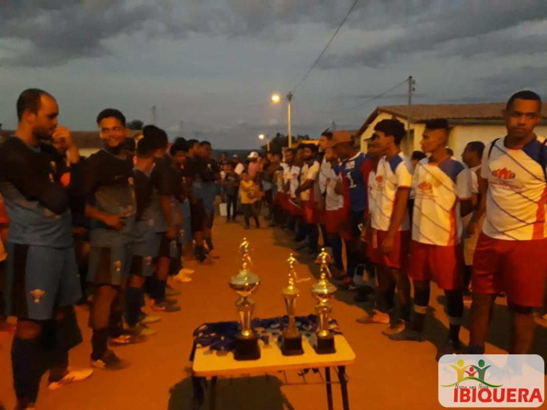 Confira quem foi o campeão da final do torneio de futebol no Assentamento Munduri.