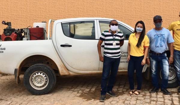 Prefeitura de Ibiquera usa Carro Fumacê para Combater o Mosquito Aedes Aegypti